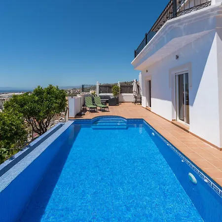 Holiday home Sea Breeze By Solset